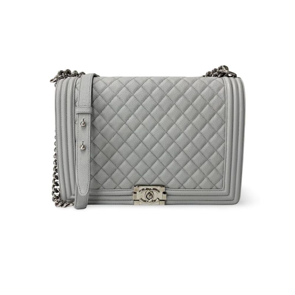 Chanel Boy Bag Caviar Silver Hardware Large